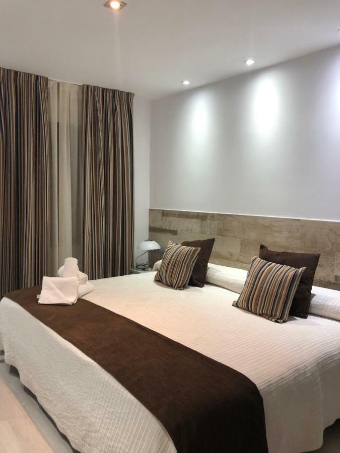 El Puente  Hotel Tres Estrellas Casa Maribona Gela מראה חיצוני תמונה