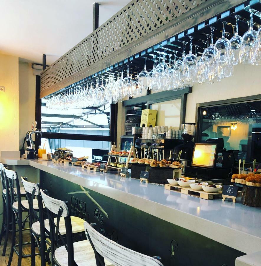 El Puente  Hotel Tres Estrellas Casa Maribona Gela מראה חיצוני תמונה